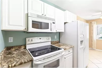 4629 Bayshore Dr #J3, Naples, FL 34112 - Photo 12