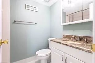 4629 Bayshore Dr, Naples, FL 34112 - Photo 16