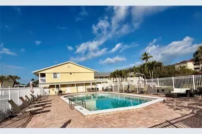 4629 Bayshore Dr #J3, Naples, FL 34112 - Photo 22