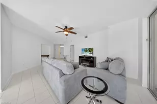 74 Silver Oaks Cir, Naples, FL 34119 - Photo 18