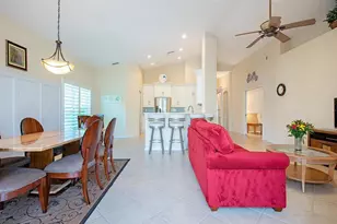 64 Glen Eagle Cir, Naples, FL 34104 - Photo 2