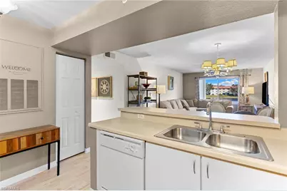 8274 Key Royal Cir #1022, Naples, FL 34119 - Photo 4