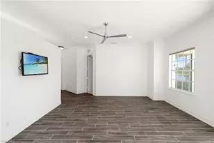 151 Vista Ln, Naples, FL 34119 - Photo 14