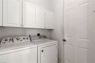 151 Vista Ln, Naples, FL 34119 - Photo 20