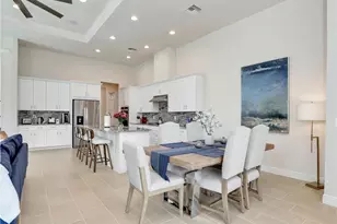 9288 Cayman Dr, Naples, FL 34114 - Photo 10