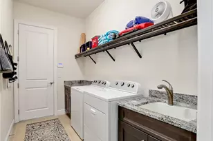 9288 Cayman Dr, Naples, FL 34114 - Photo 22