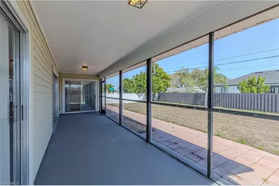 1313 NE 12th Pl, Cape Coral, FL 33909 - Photo 24