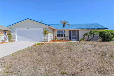 1313 NE 12th Pl, Cape Coral, FL 33909 - Photo 2