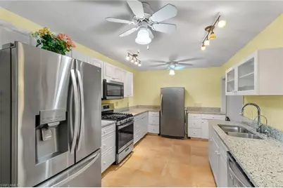 360 16th Ave NW, Naples, FL 34120 - Photo 8