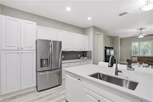 9270 Campanile Cir, Naples, FL 34114 - Photo 12