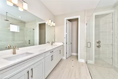 2091 Grove Dr, Naples, FL 34120 - Photo 18