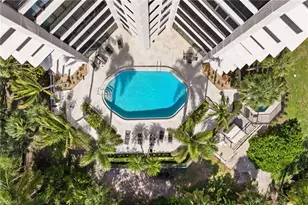 5555 Heron Point Dr, Naples, FL 34108 - Photo 26