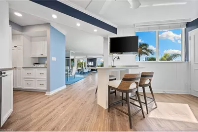 5555 Heron Point Dr #302, Naples, FL 34108 - Photo 10