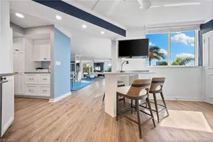 5555 Heron Point Dr, Naples, FL 34108 - Photo 10