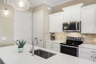 9112 Siesta Bay Dr, Naples, FL 34120 - Photo 14