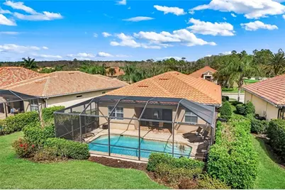 9112 Siesta Bay Dr, Naples, FL 34120 - Photo 2