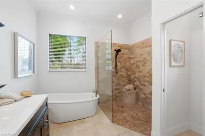 4740 5th Ave SW, Naples, FL 34119 - Photo 18