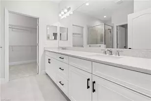 6947 Avalon Cir, Naples, FL 34112 - Photo 10