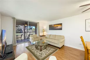 180 Turtle Lake Ct, Naples, FL 34105 - Photo 2