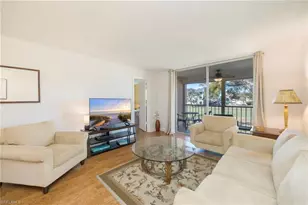 180 Turtle Lake Ct, Naples, FL 34105 - Photo 4