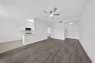 7925 Preserve Cir, Naples, FL 34119 - Photo 14