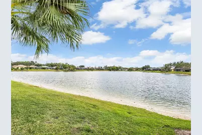 586 Crossfield Cir, Naples, FL 34104 - Photo 36