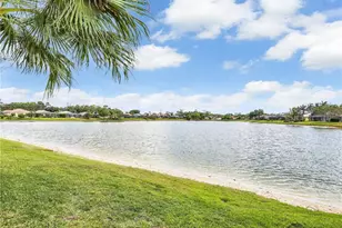 586 Crossfield Cir, Naples, FL 34104 - Photo 36