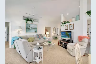 586 Crossfield Cir, Naples, FL 34104 - Photo 12