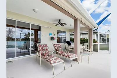 586 Crossfield Cir, Naples, FL 34104 - Photo 26