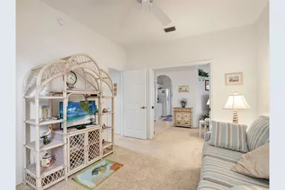 586 Crossfield Cir, Naples, FL 34104 - Photo 34