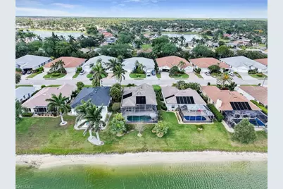 586 Crossfield Cir, Naples, FL 34104 - Photo 38