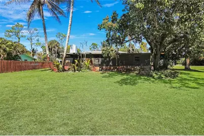 5290 Cypress Ln, Naples, FL 34113 - Photo 26