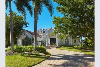 2750 Treasure Ln, Naples, FL 34102 - Photo 28