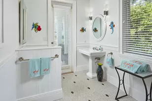 2750 Treasure Ln, Naples, FL 34102 - Photo 24