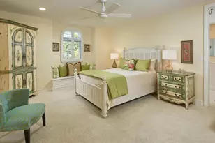 2750 Treasure Ln, Naples, FL 34102 - Photo 18