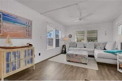 143 Moorhead Mnr #143, Naples, FL 34112 - Photo 8