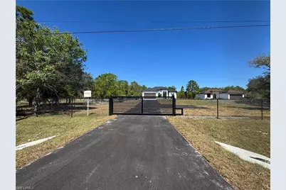 3217 60th Ave NE, Naples, FL 34120 - Photo 1