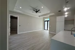 3217 60th Ave NE, Naples, FL 34120 - Photo 4