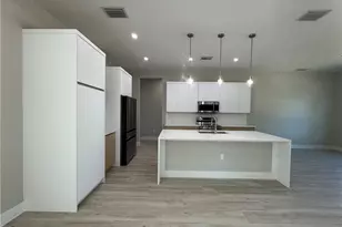 3217 60th Ave NE, Naples, FL 34120 - Photo 6