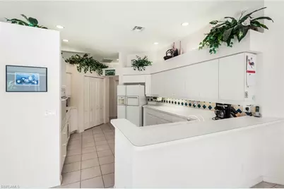 25240 Bay Cedar Dr, Bonita Springs, FL 34134 - Photo 4