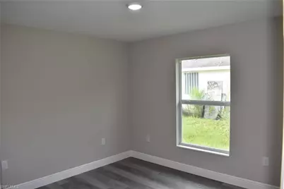 2863 Vineyard Cir, North Port, FL 34288 - Photo 18