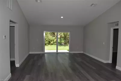 2863 Vineyard Cir, North Port, FL 34288 - Photo 8