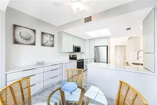 651 Wiggins Lake Dr, Naples, FL 34110 - Photo 8