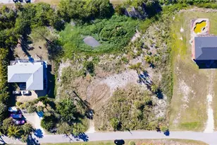 16560 Wisteria Dr, Fort Myers, FL 33908 - Photo 16