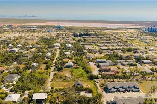 16560 Wisteria Dr, Fort Myers, FL 33908 - Photo 34