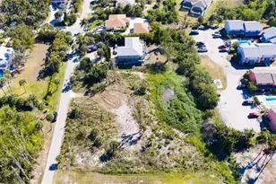 16560 Wisteria Dr, Fort Myers, FL 33908 - Photo 22