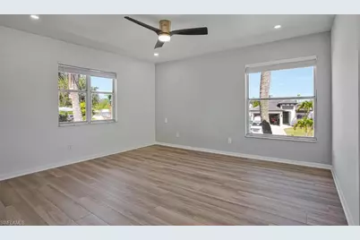 821 Gulf Pavilion Dr #206, Naples, FL 34108 - Photo 16