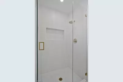 821 Gulf Pavilion Dr #206, Naples, FL 34108 - Photo 22