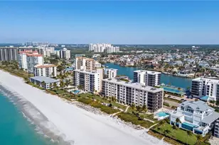 10475 Gulf Shore Dr, Naples, FL 34108 - Photo 32