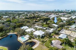 1270 Shady Rest Ln, Naples, FL 34103 - Photo 28